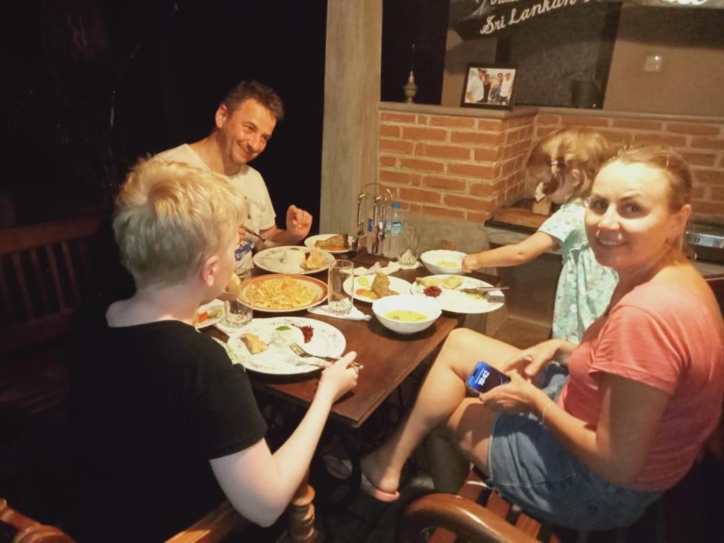 Mama Villa Hikkaduwa Exteriér fotografie
